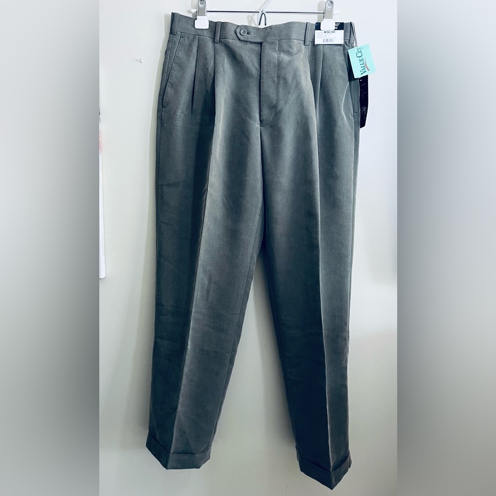 Bolzano Uomo Colezione NWT Men’s Gray Pleated Trousers Size W36 x L30